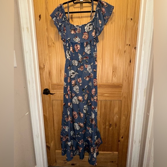 Blush Blue Floral Maxi Dress - Picture 7 of 7